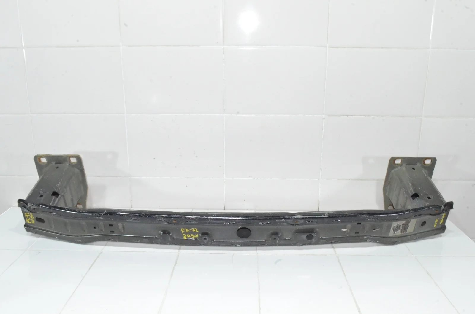 Усилитель бампера LAND ROVER DISCOVERY SPORT 2015+ LR059013 L550, передний