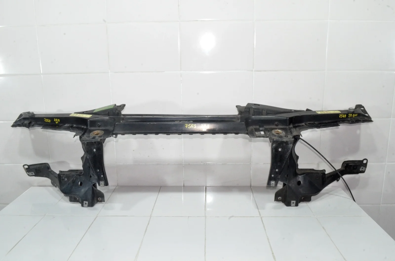 Панель передняя (телевизор) BMW X5 2004 51718402319 E53