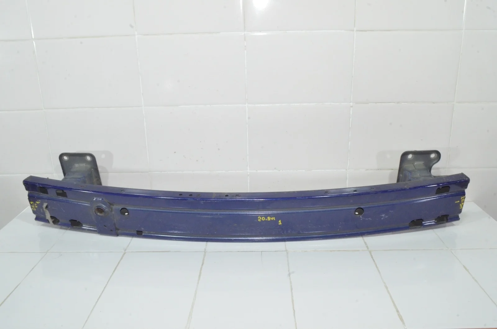 Усилитель бампера NISSAN QASHQAI 2015 F20304EAMA J11, передний