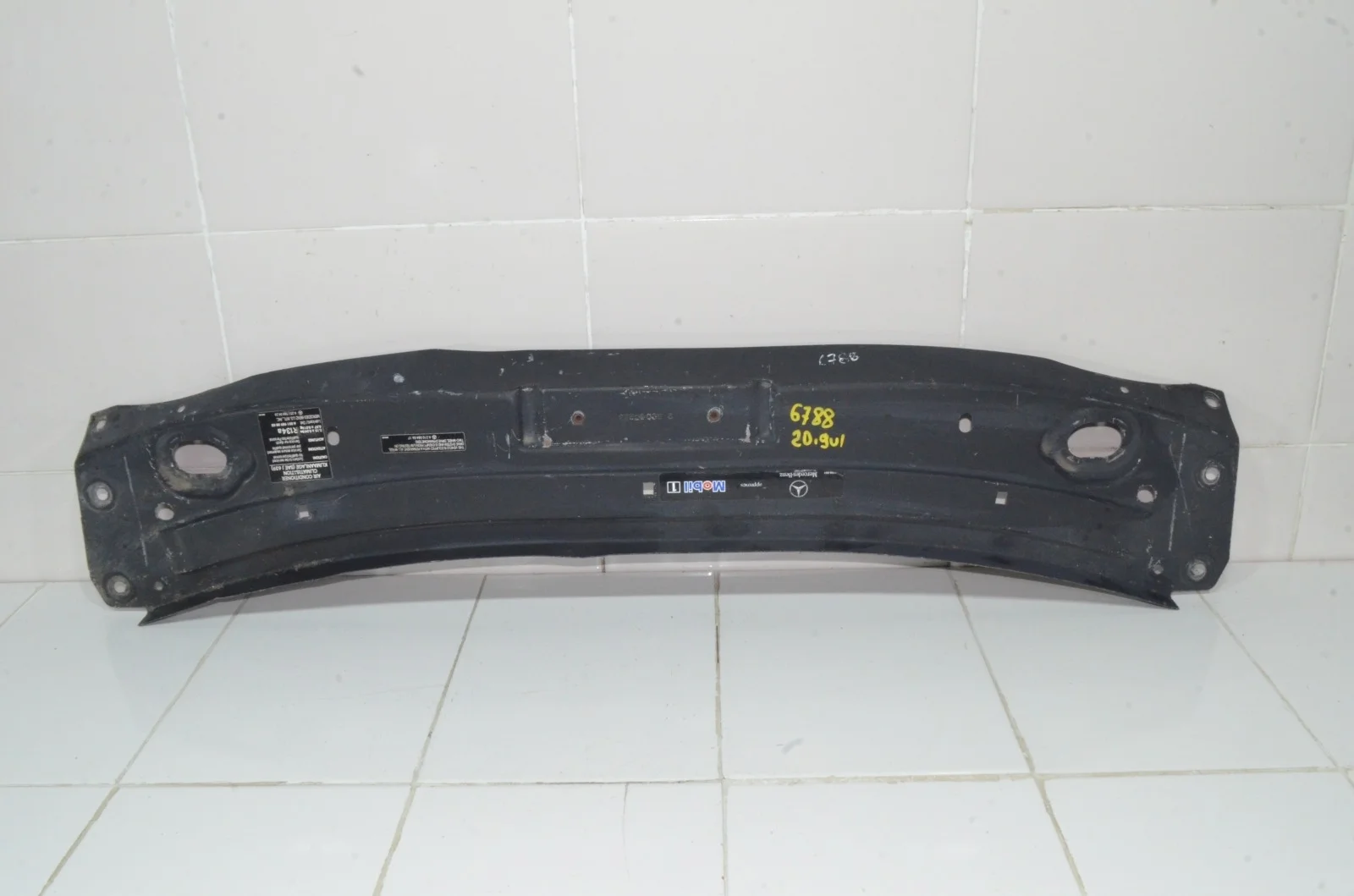 Кронштейн радиатора верхний MERCEDES-BENZ GL-class 2008 A1646200486 X164, передний