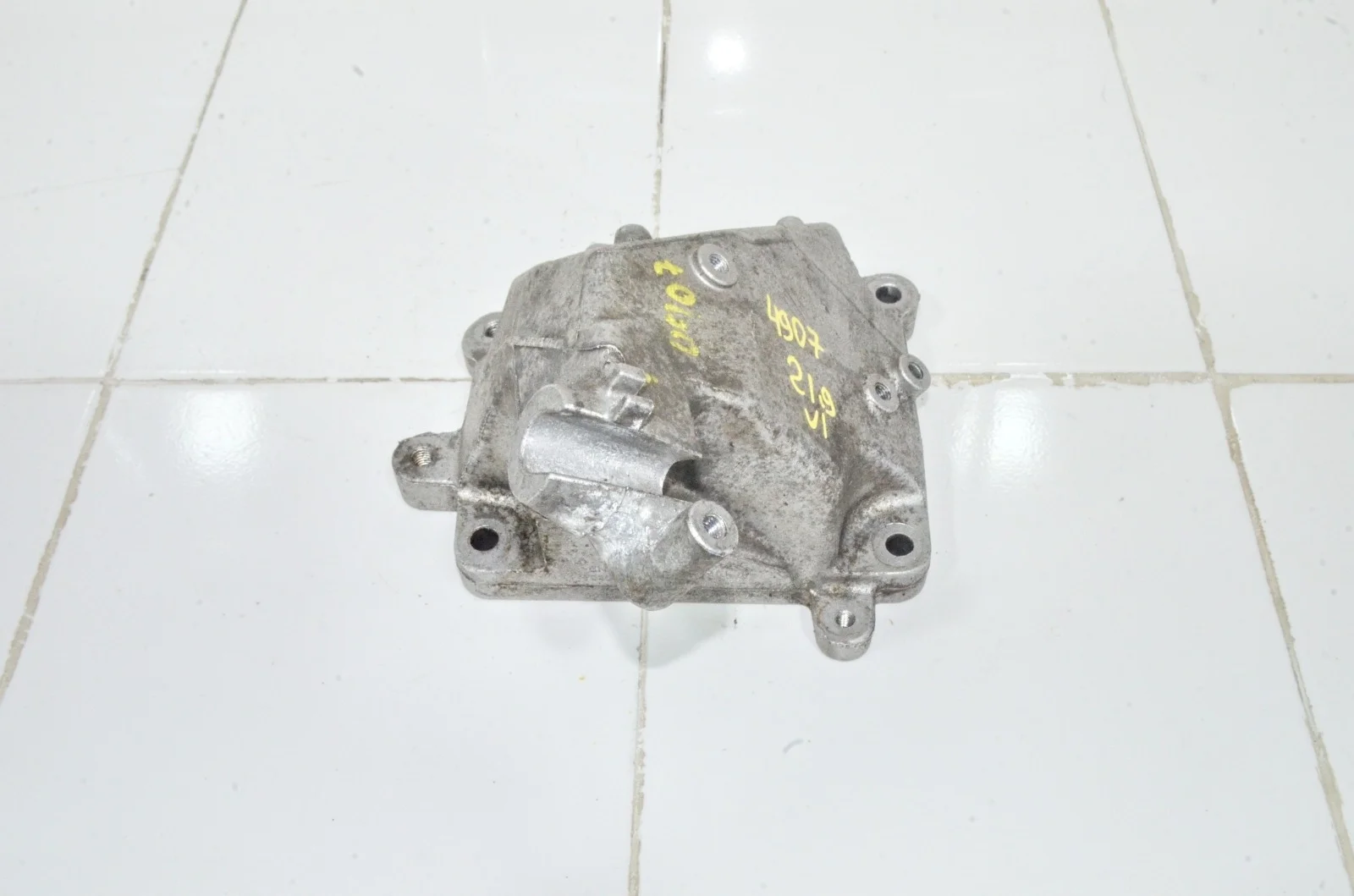 Кронштейн опоры ДВС MERCEDES-BENZ GL-Class 2015 A2762233904 X166 3.0L 276.821, левый