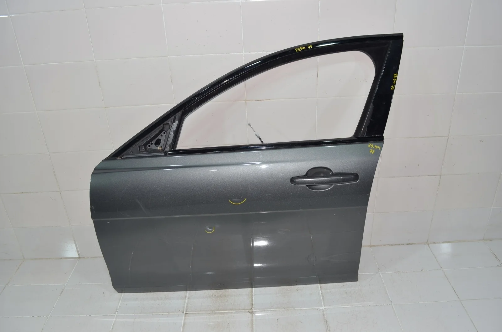 Дверь Jaguar XE 2015+ T4N2633 X760, передняя левая