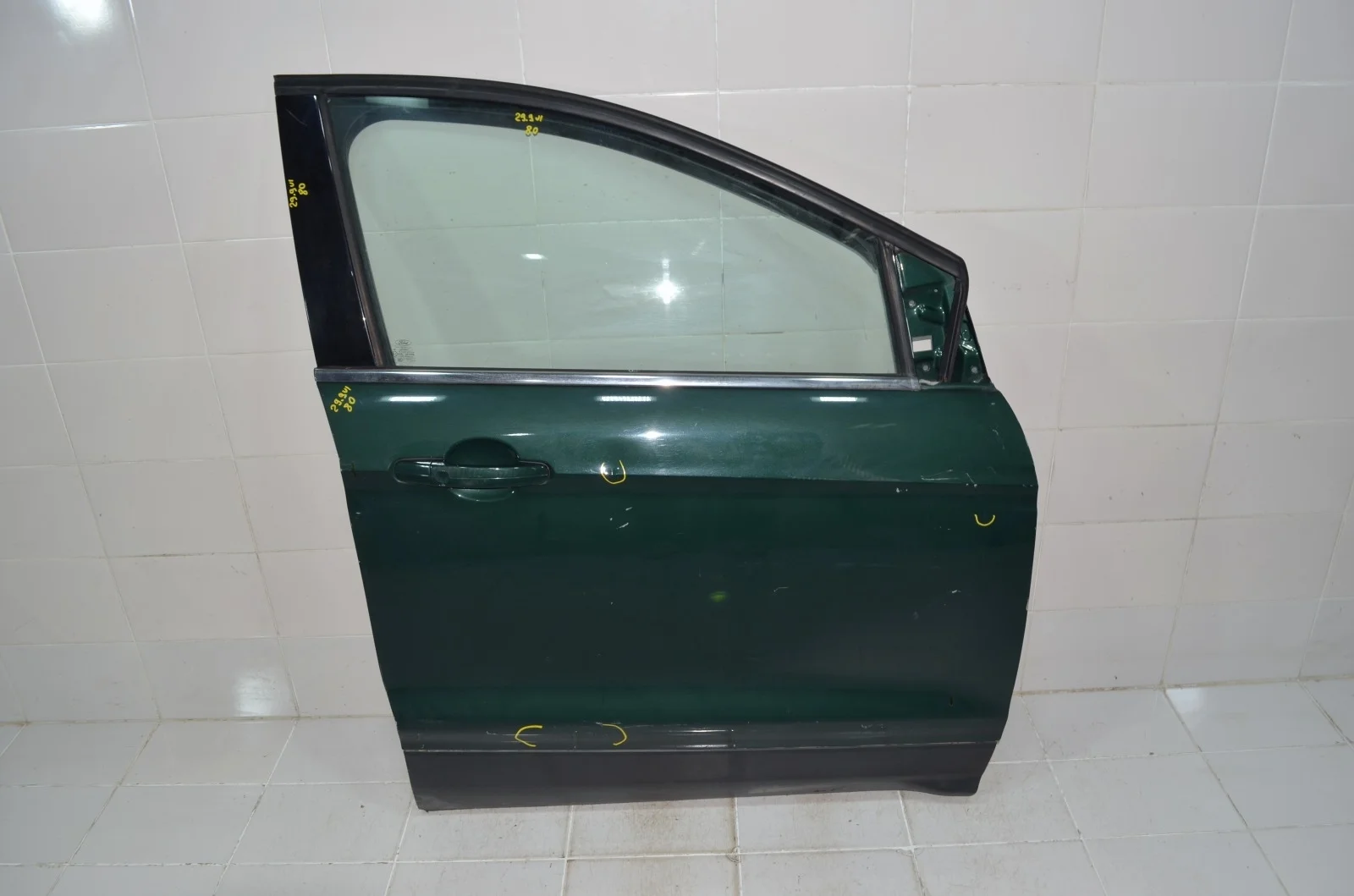 Дверь Ford Kuga 2012+ 2387793 CBS, передняя правая