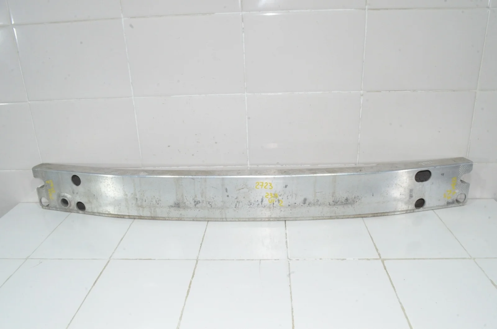 Усилитель бампера NISSAN PATHFINDER 2016 620303JA0A R52, передний