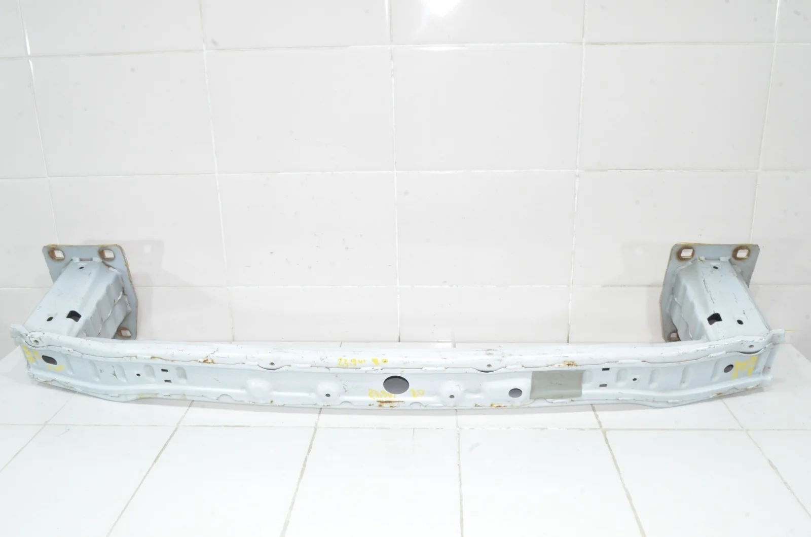 Усилитель бампера LAND ROVER DISCOVERY SPORT 2015+ LR059013 L550, передний