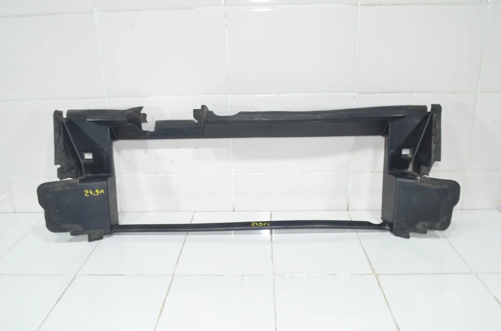 Воздуховод радиатора LAND ROVER DISCOVERY SPORT 2015+ LR058476 L550