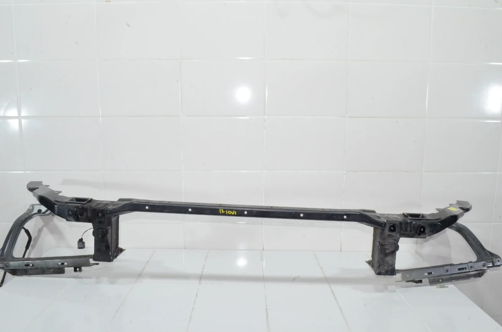 Панель передняя (телевизор) JAGUAR XF 2016+ T2H17604 X260