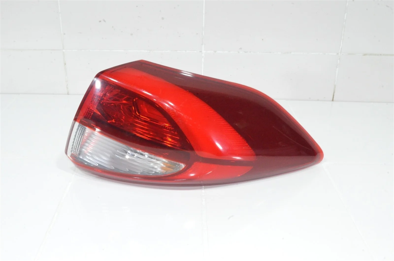 Фонарь Hyundai Tucson 2015+ 92402D7100 TL, правый