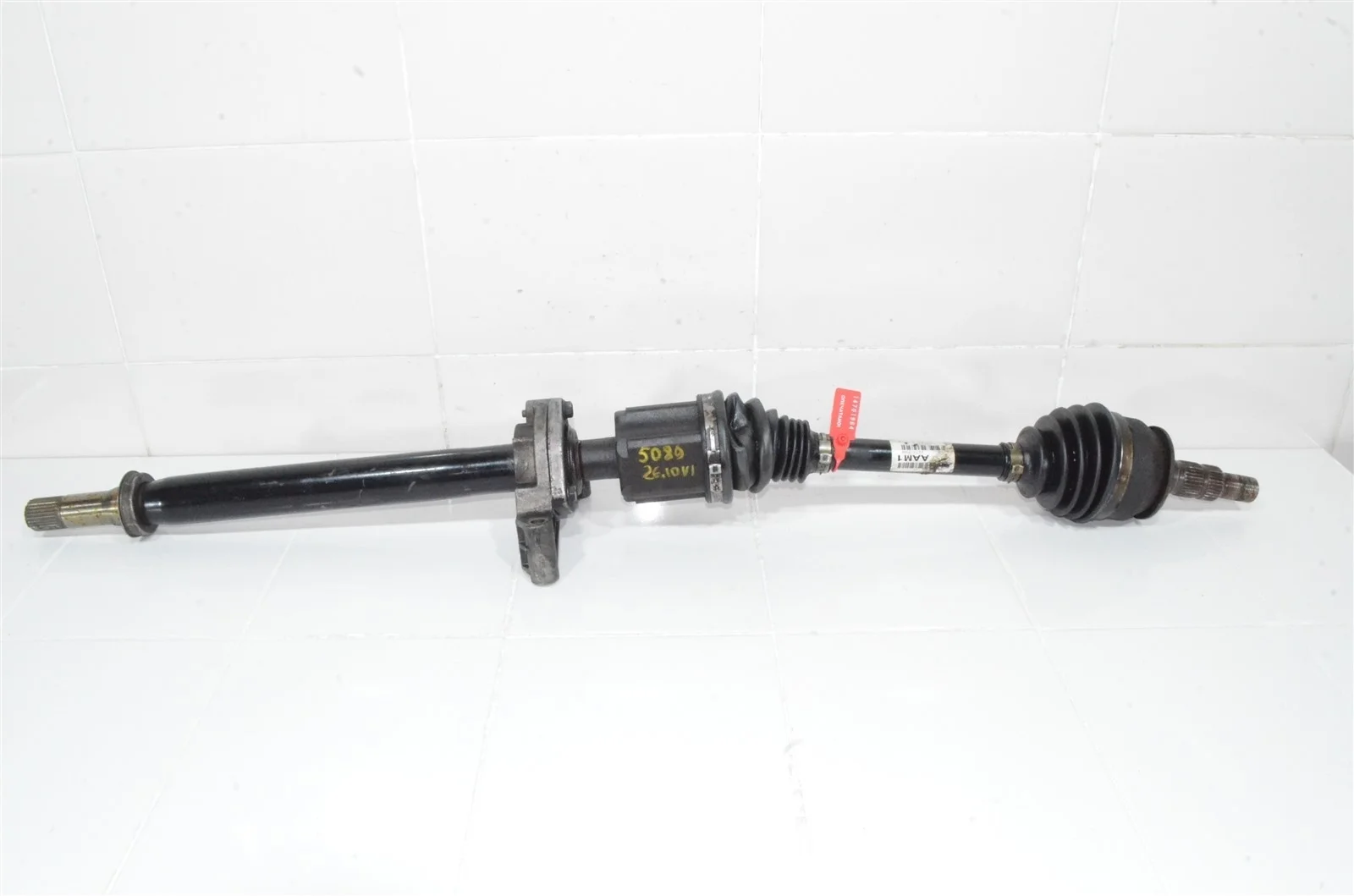 Привод Cadillac SRX 2009+ 22743796 2, передний правый