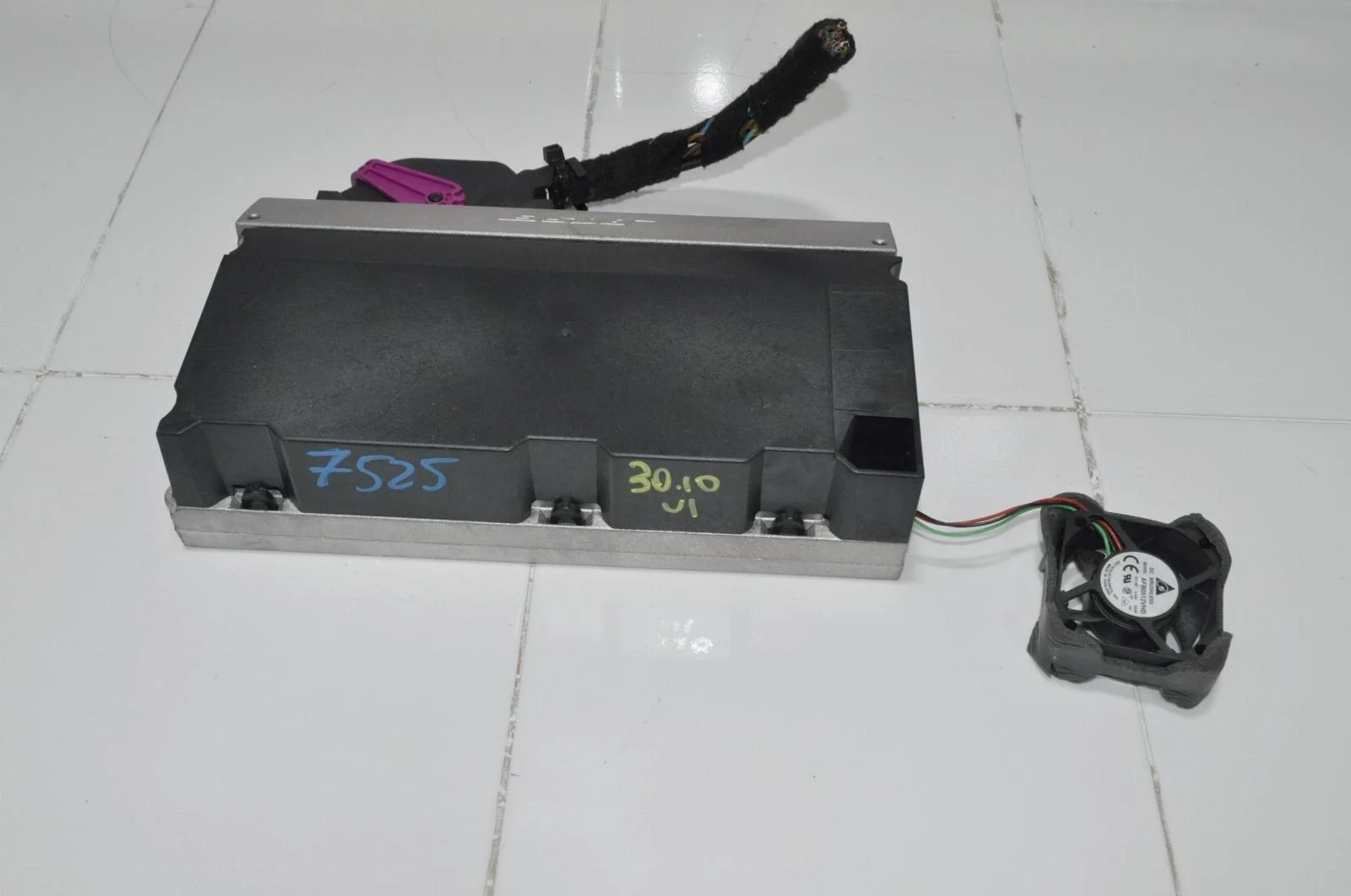 Усилитель акустической системы BOSE AUDI A6 2006 4F0035223A C6