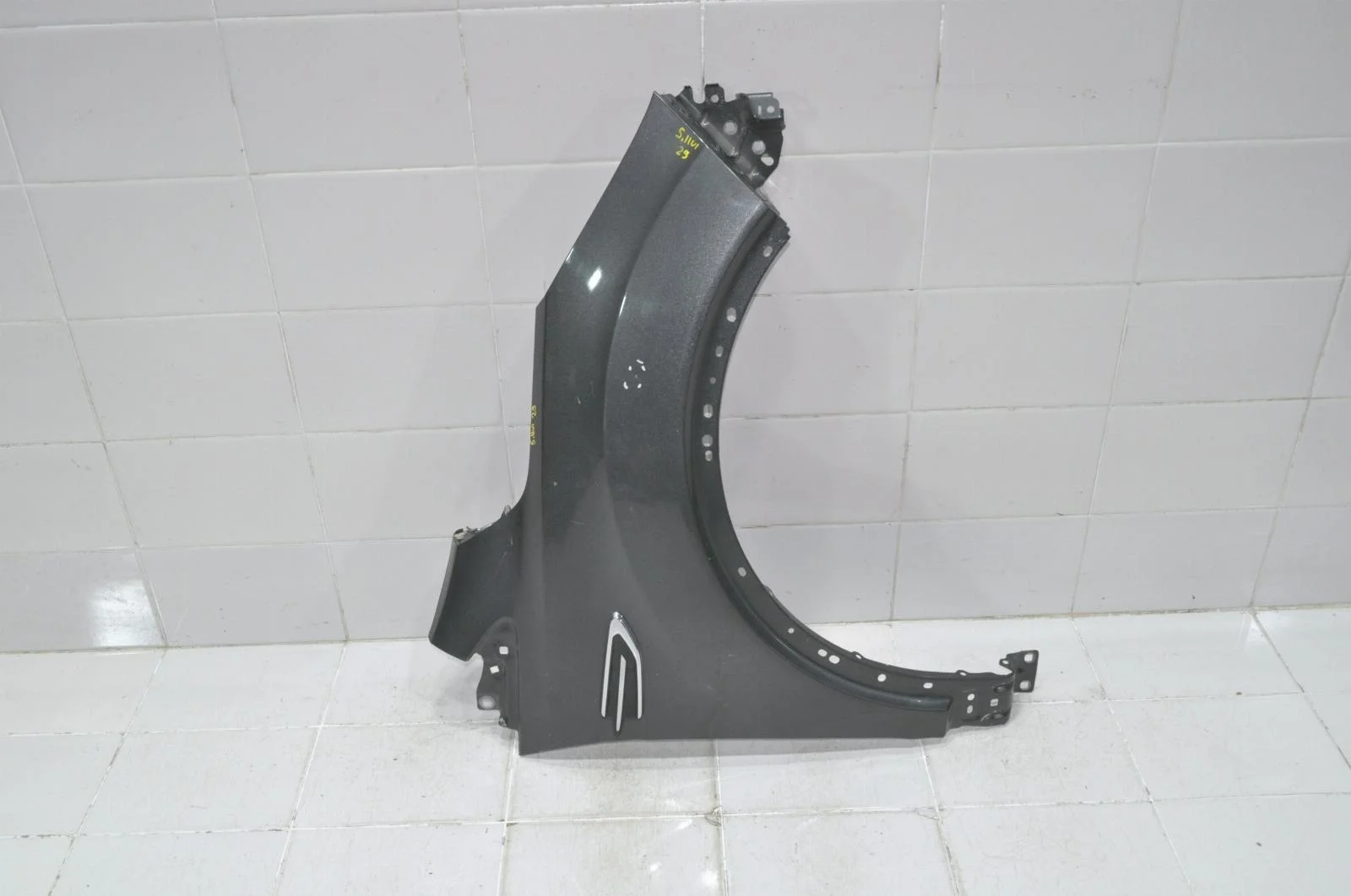 Крыло Ford Kuga 2016+ 2344151 CBS, переднее правое