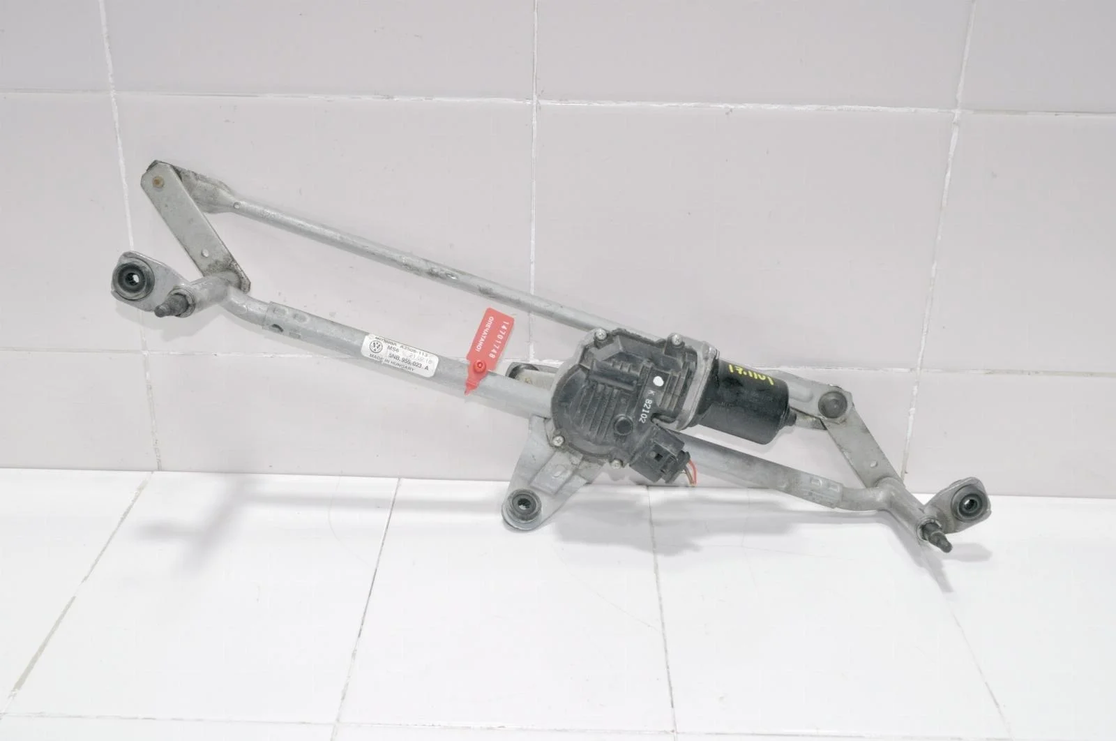 Трапеция стеклоочистителя VOLKSWAGEN TIGUAN 2016+ 5NB955023 AD1