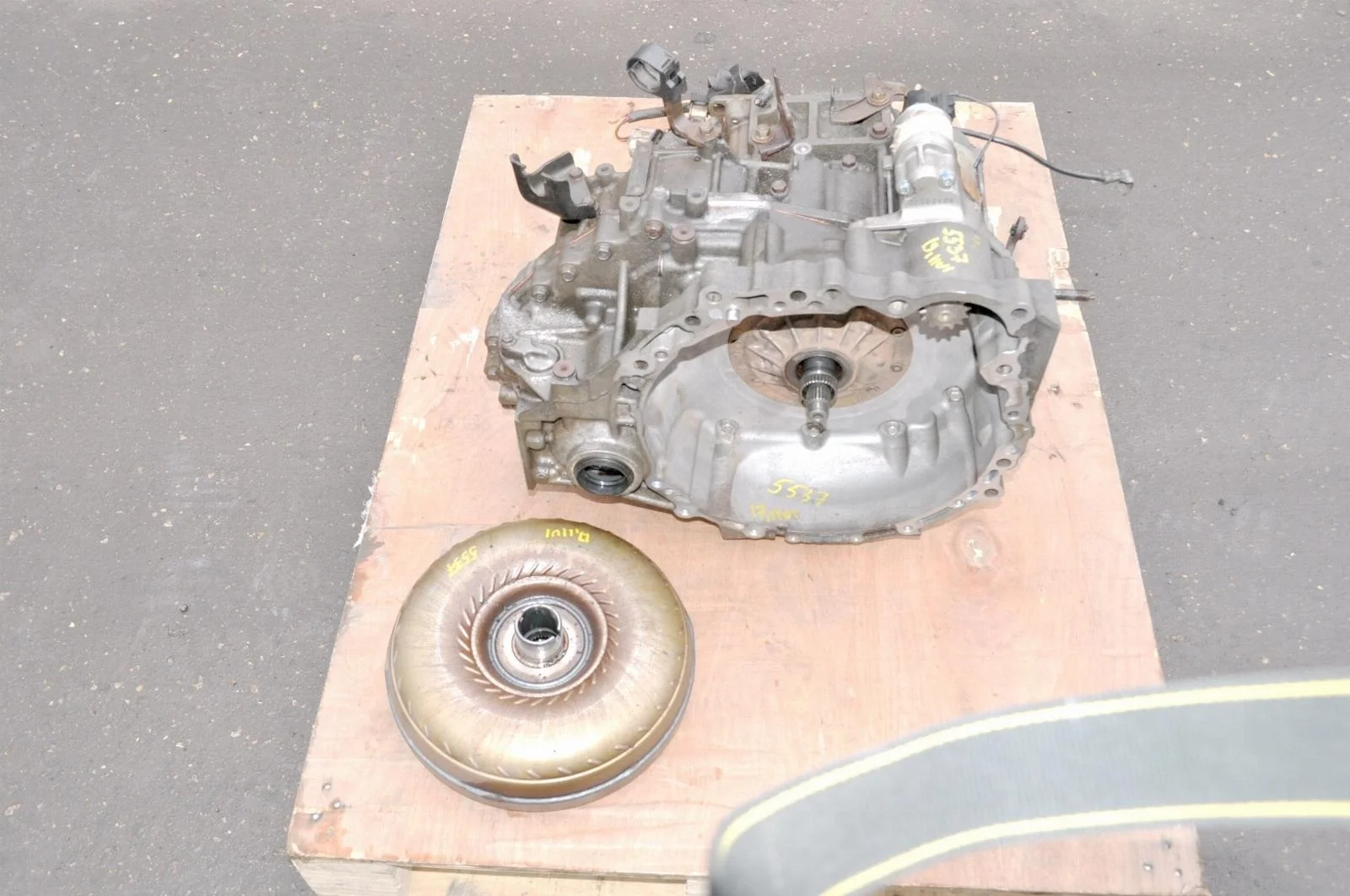 АКПП с гидротрансформатором Toyota Sienna 2013 3050008050 XL30 3.5 2GRFE