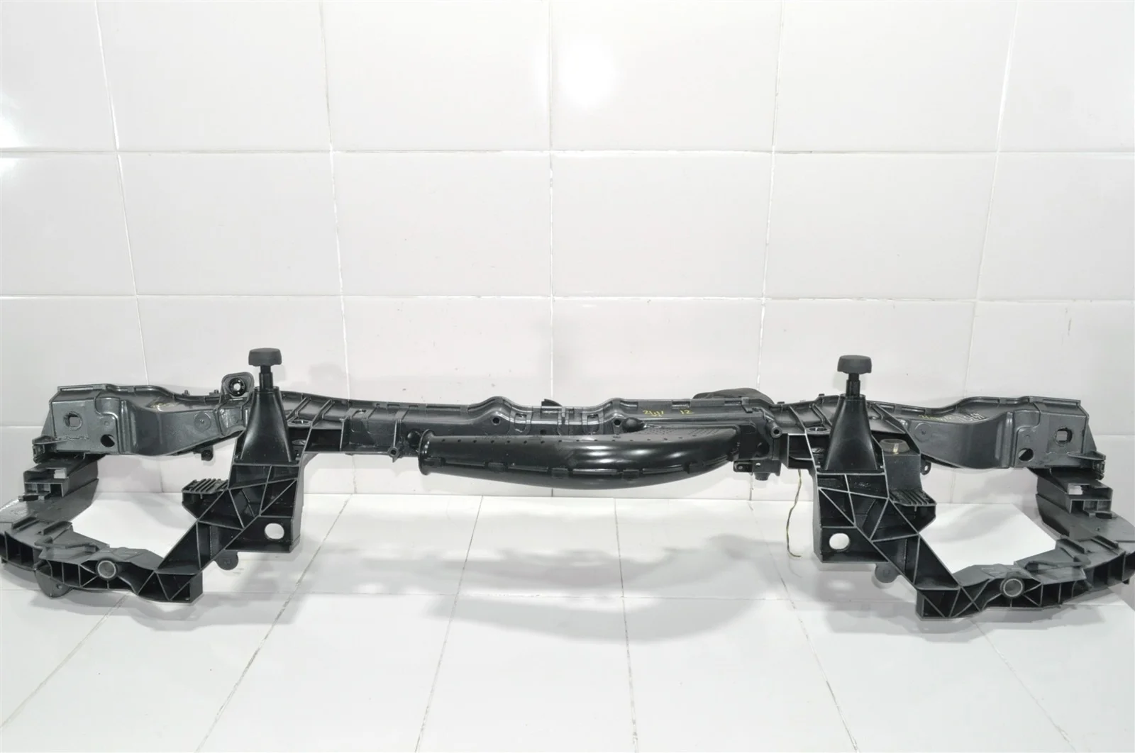 Панель передняя (телевизор) Ford Kuga 2012+ 1788544 CBS