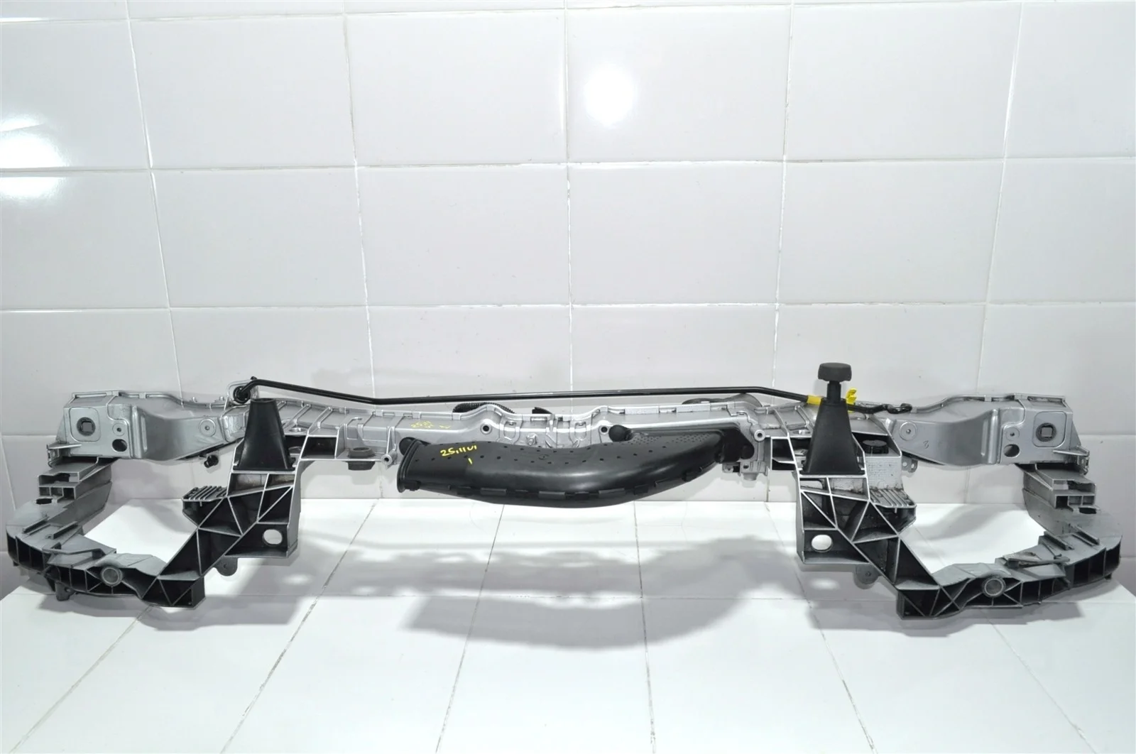 Панель передняя (телевизор) Ford Kuga 2012+ 1788544 CBS