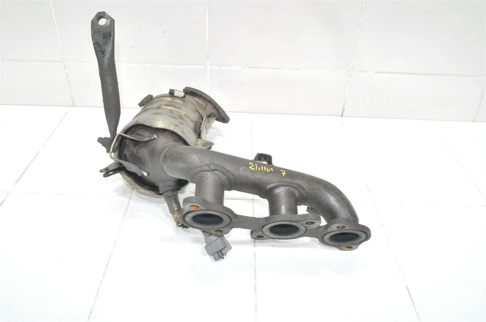 Выпускной коллектор (катализатор) LEXUS RX330 2003-2009 2505120040 XU30 3.3L 3MZ-FE, задний