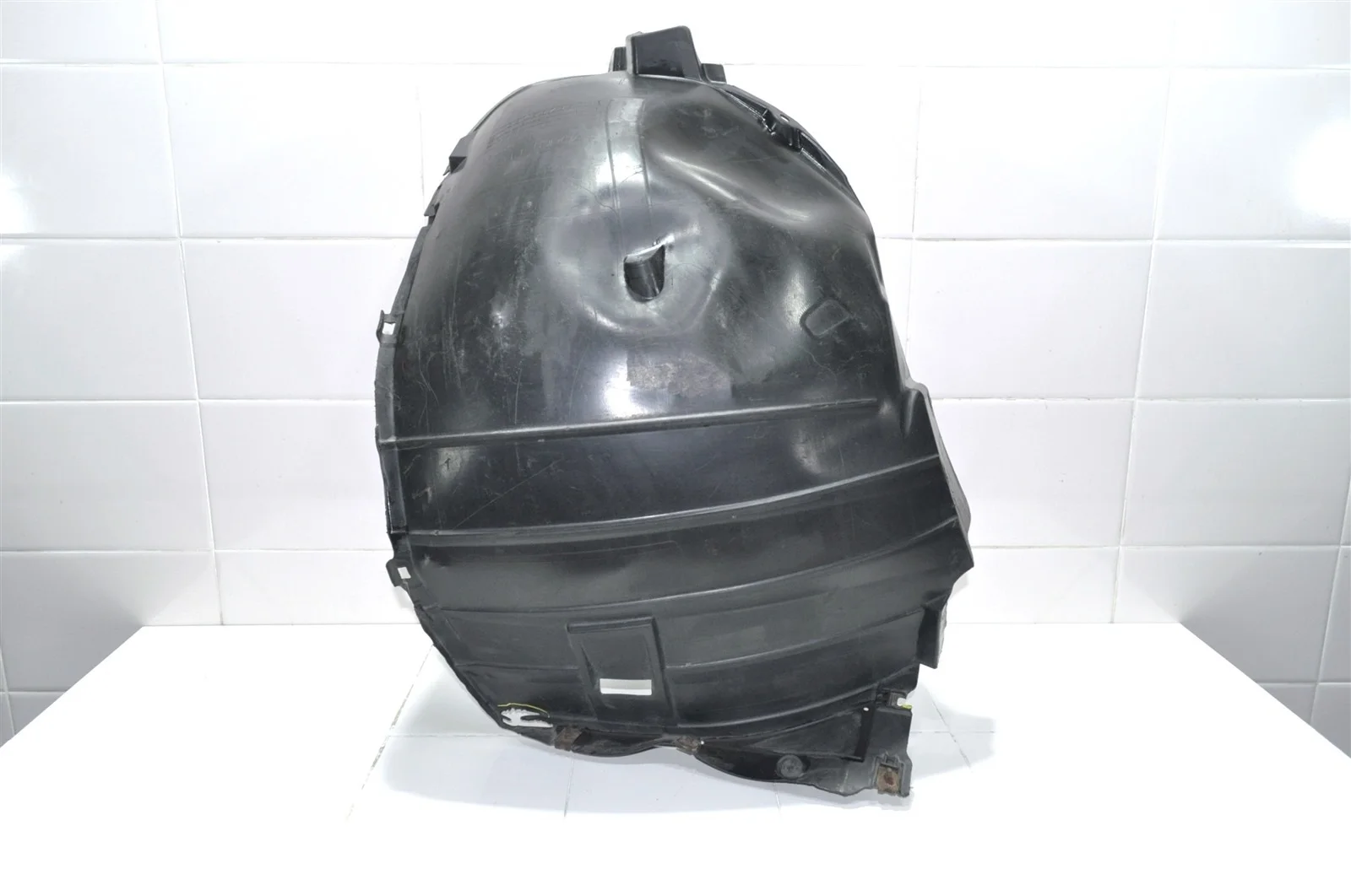 Подкрылок Infiniti FX35 2008+ 638441CA0A S51, передний правый