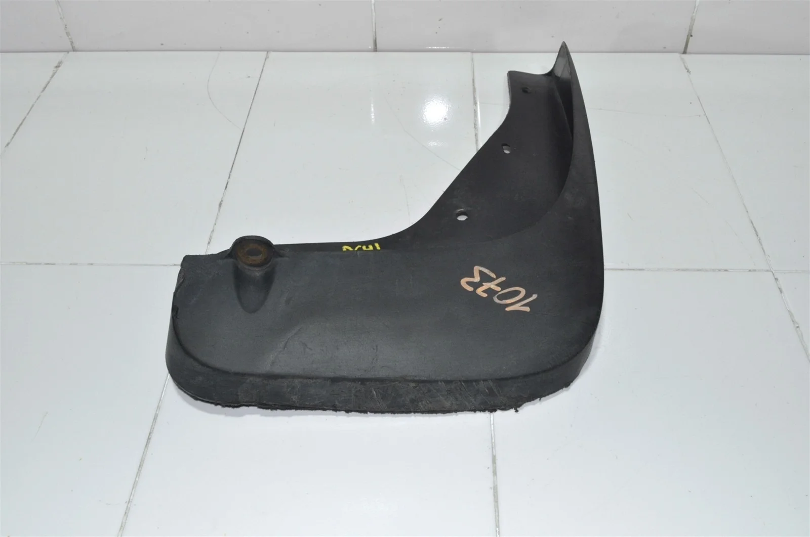 Брызговик Infiniti FX35 2008+ 999J2EV003 S51, передний правый