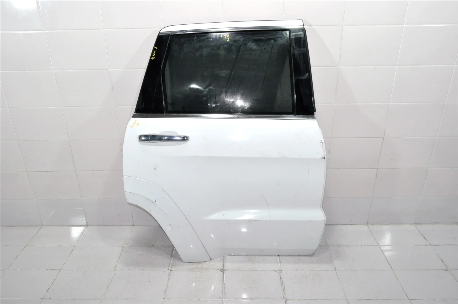 Дверь Jeep GRAND CHEROKEE 2010+ 55113634AO WK2, задняя правая