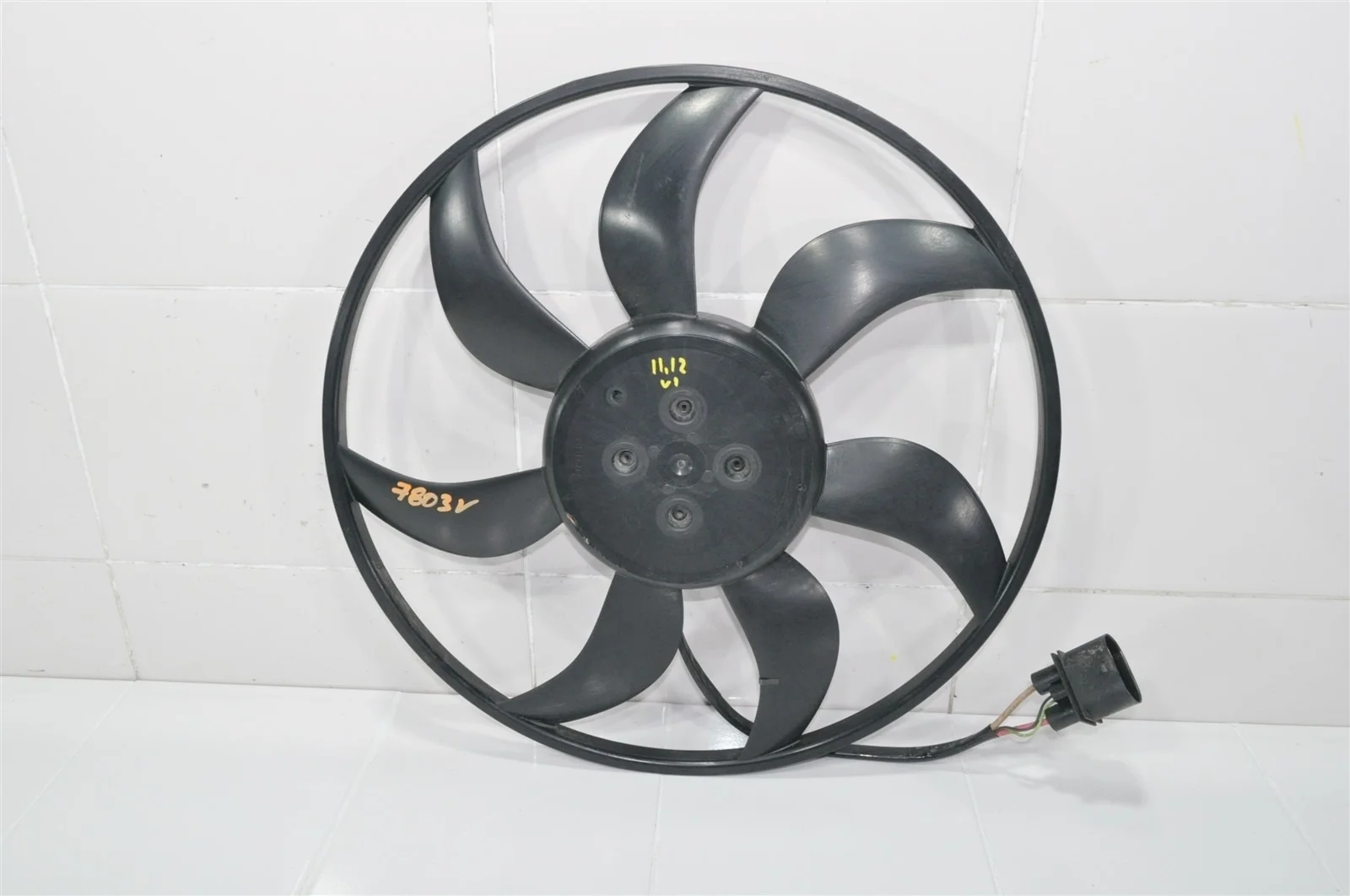 Вентилятор охлаждения двигателя Audi A3 2012+ 5Q0121203CL 8V CNTC 2.0L