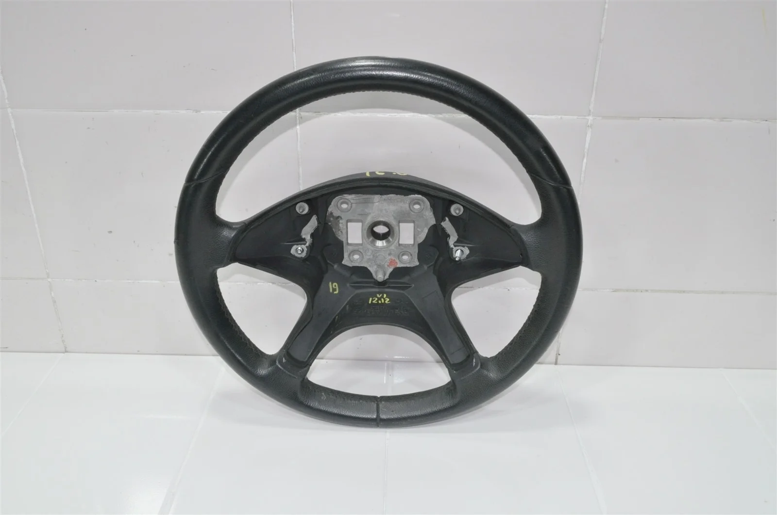 Руль MERCEDES-BENZ C-Class 2007-2014 A20446003039E84 W204