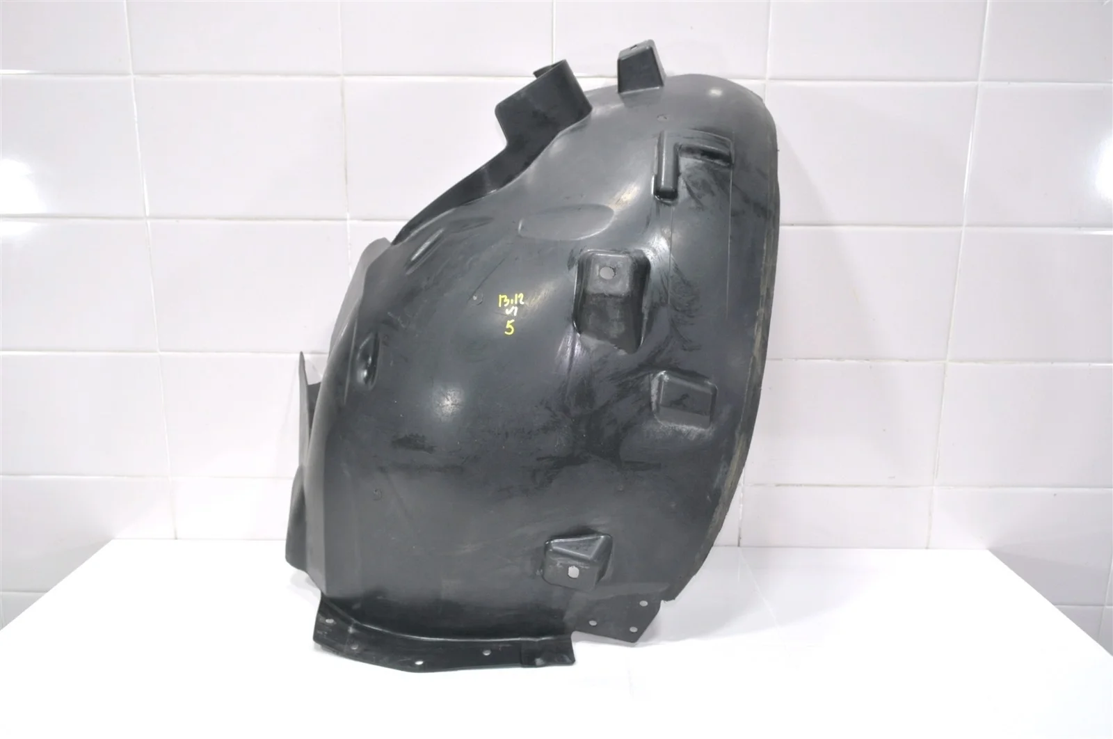 Подкрылок MERCEDES-BENZ GL-Class 2012+ A1668841222 X166, передний правый