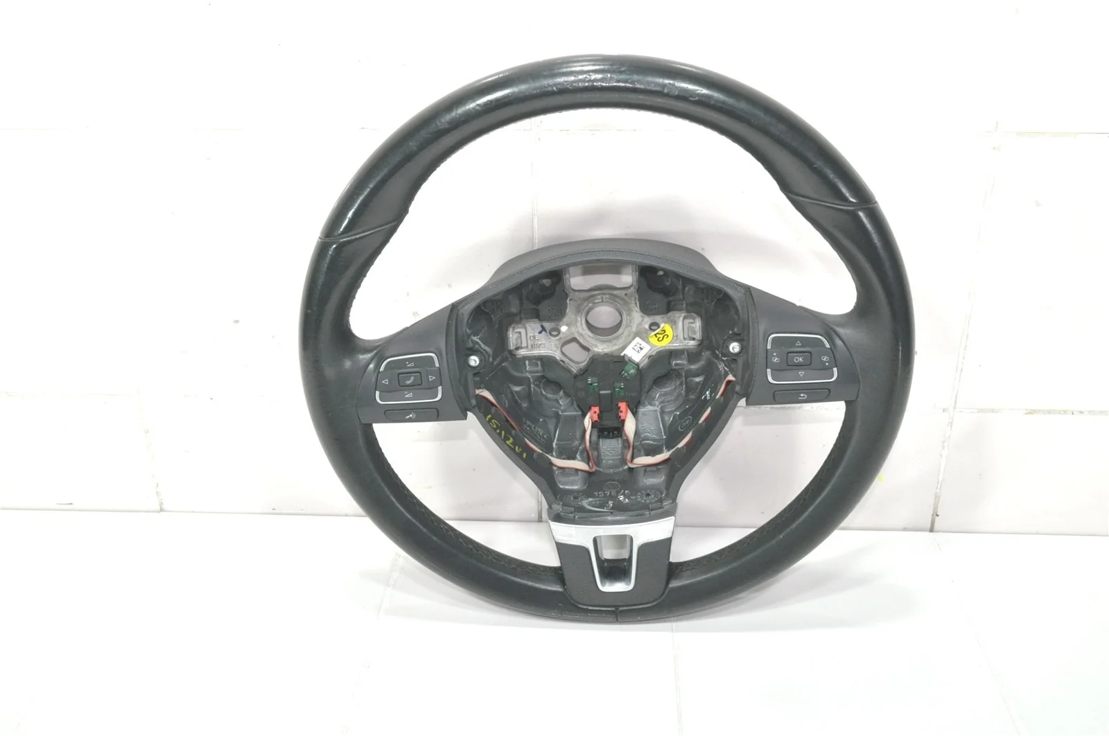 Руль VOLKSWAGEN TIGUAN 2006+ 1T0419091ACE74 1