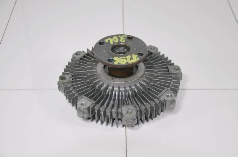 Вискомуфта Mitsubishi Montero Sport 2000 MD335271 K90 6G72