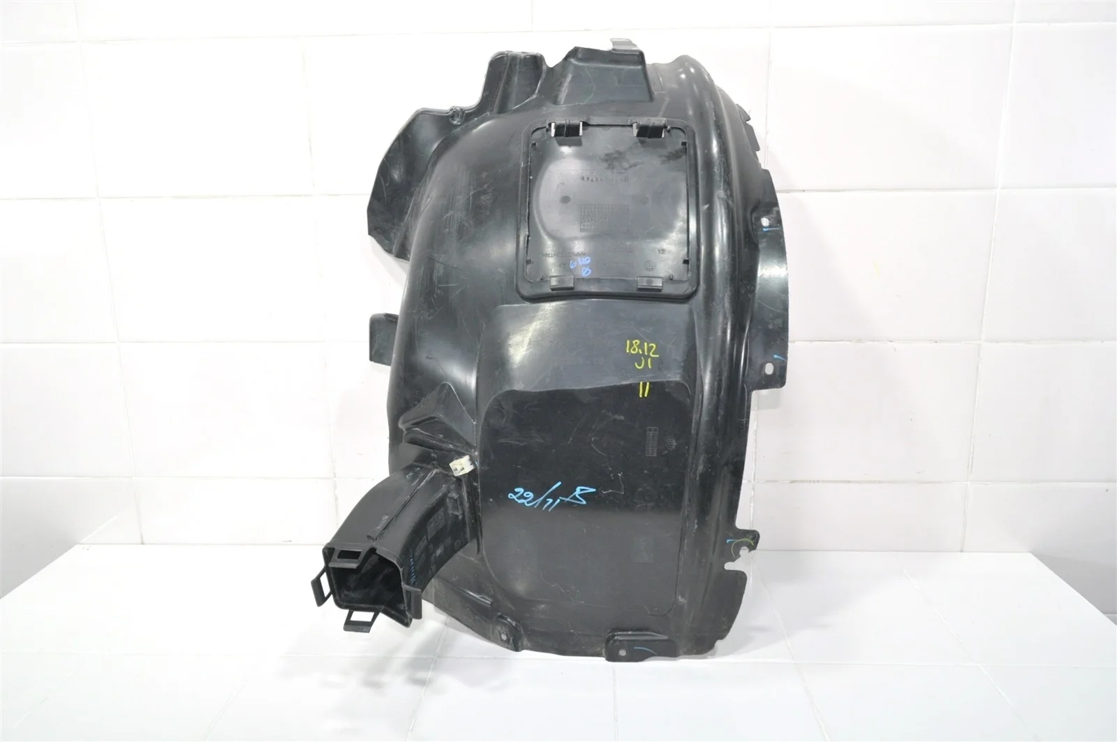 Подкрылок BMW X3 2017+ 51717445681 G01, передний левый