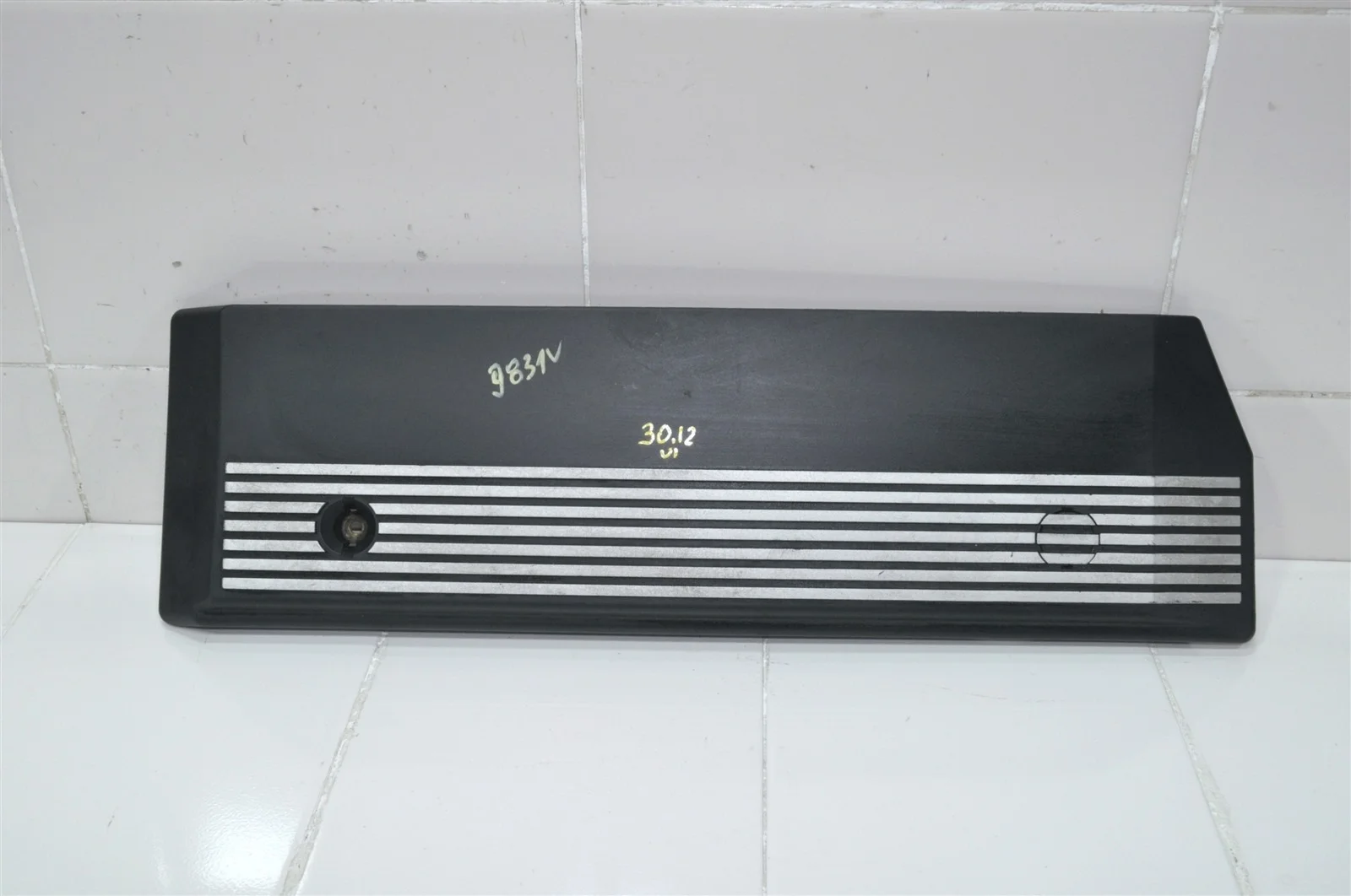 Крышка двигателя декоративная BMW X5 1999-2006 13531435950 E53