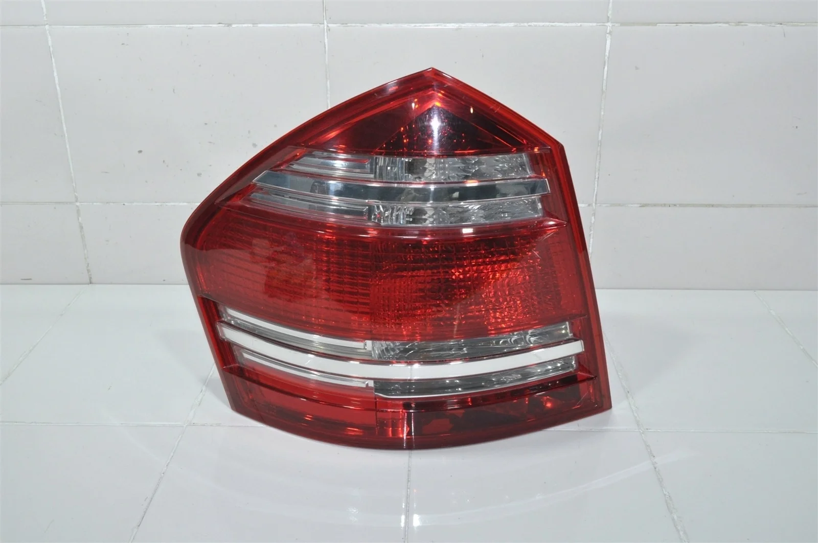 Фонарь MERCEDES-BENZ GL-class 2006-2009 A1648200564 X164, левый