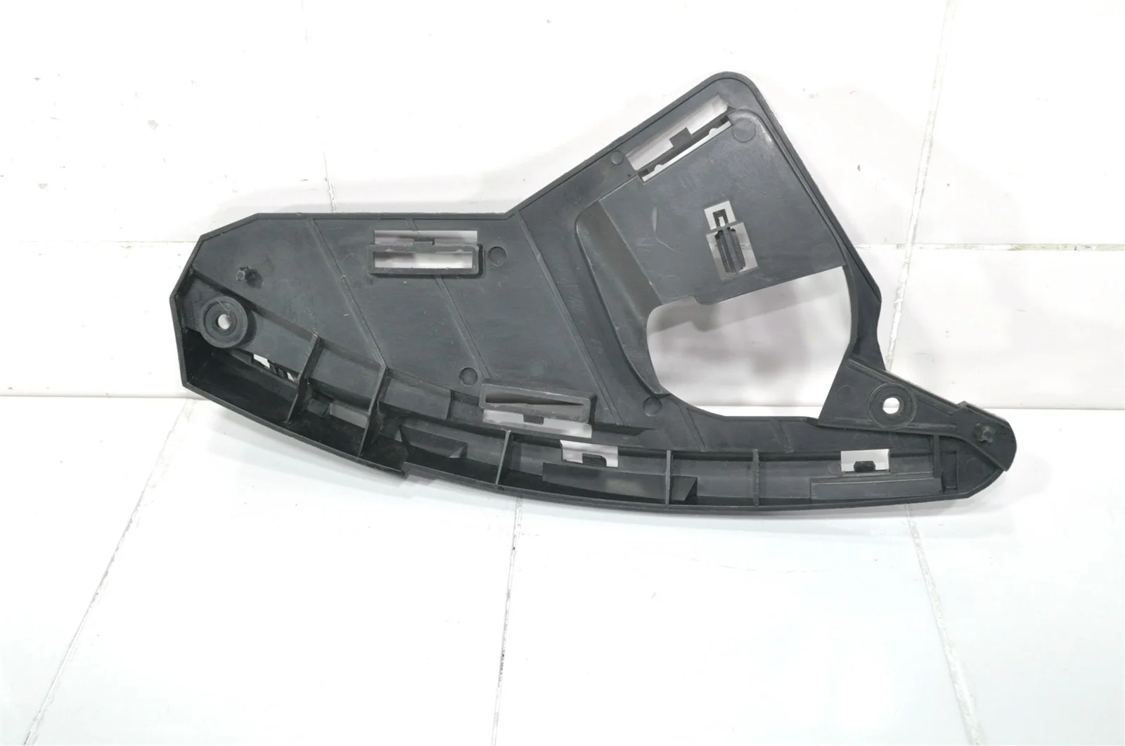 Кронштейн бампера VOLVO XC60 2008-2013 30763433, передний левый