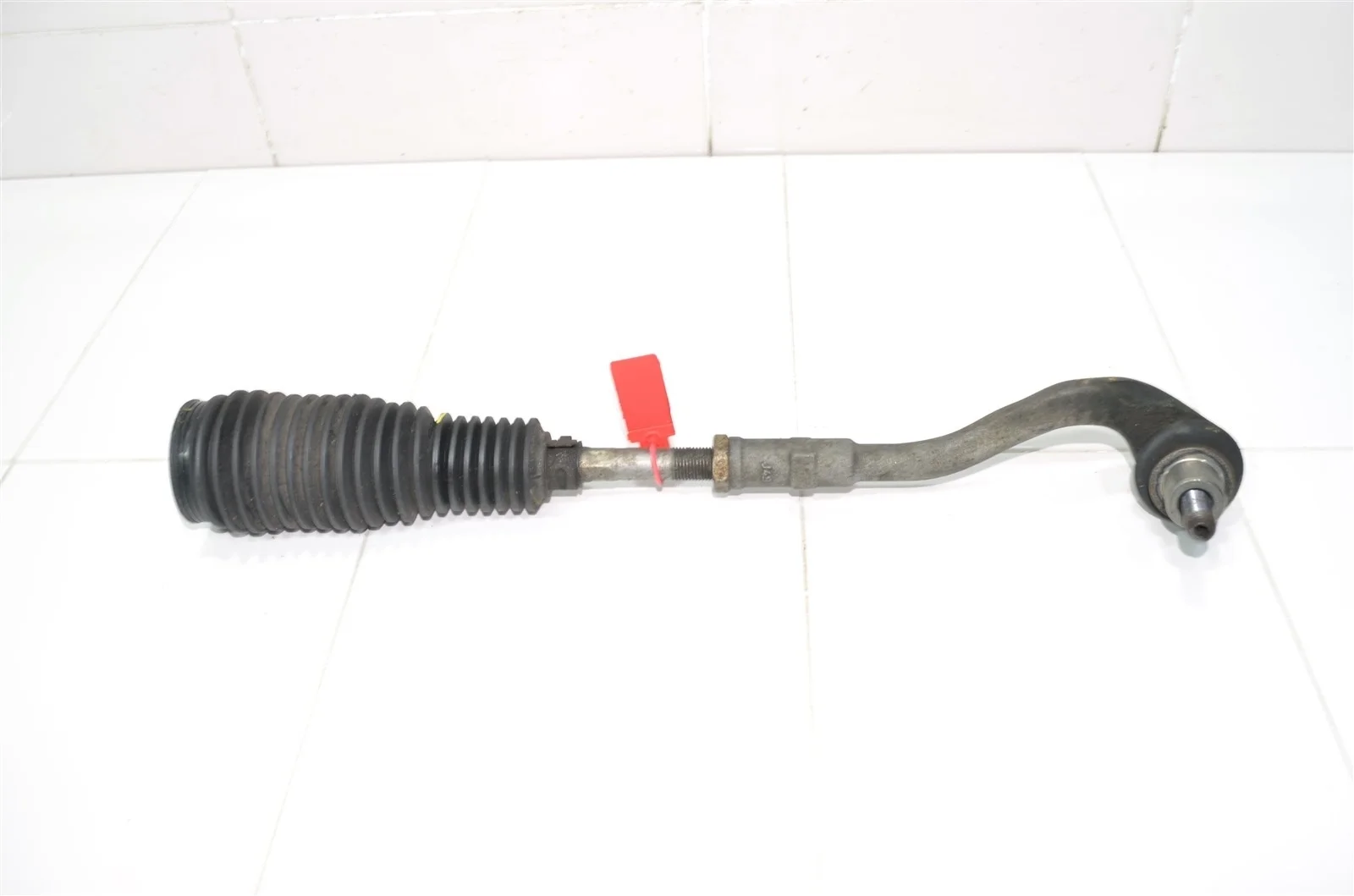 Тяга рулевая с наконечником AUDI Q5 2008-2017 4G0423811A 8R, левая