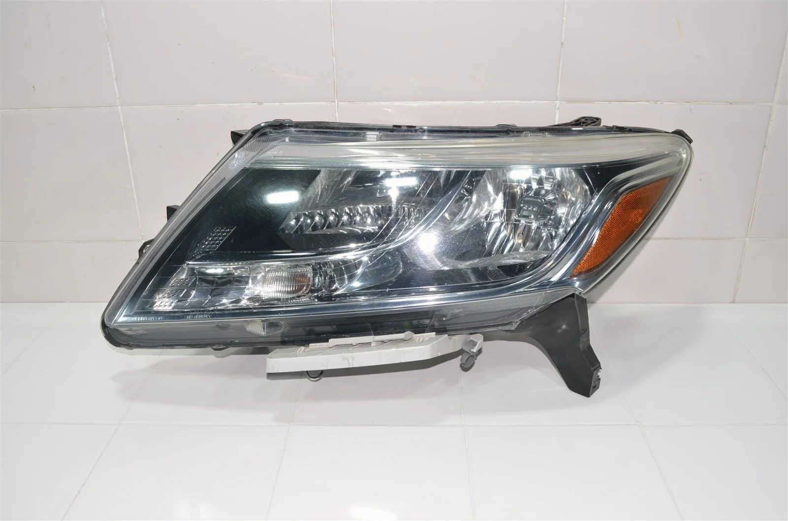 Фара NISSAN PATHFINDER 2012+ 260603KA0A R52, левая