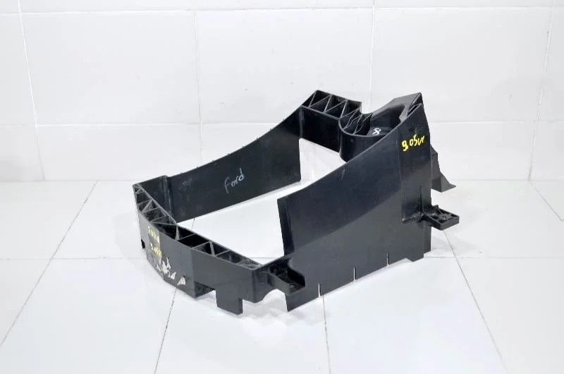 Кронштейн интеркулера Land Rover RANGE ROVER 2012+ LR034578 L405, передний левый