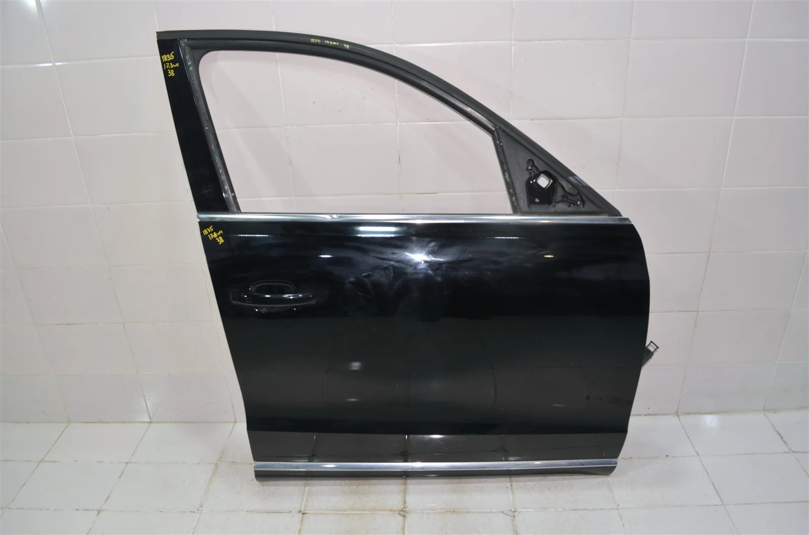 Дверь AUDI Q5 2008-2017 8R0831052E 8R, передняя правая