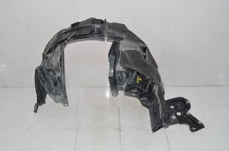 Подкрылок NISSAN X-TRAIL 2014+ 638434CB0A T32, передний левый