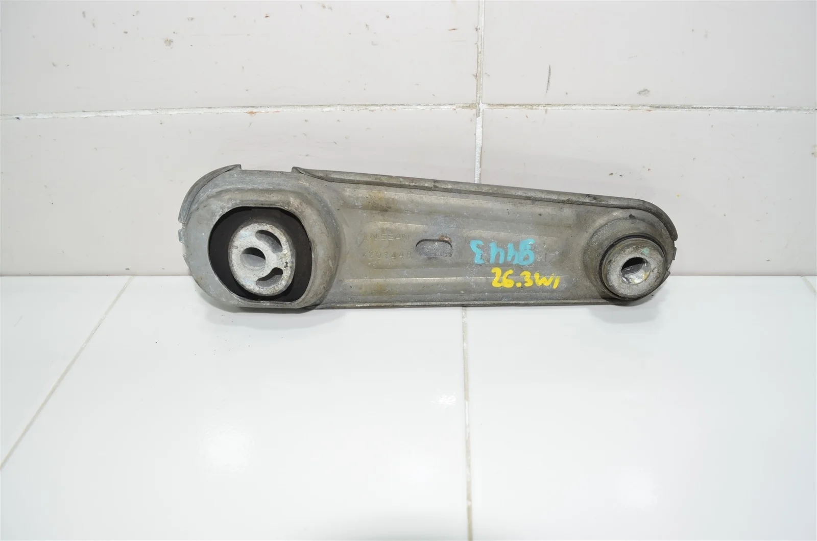 Опора двигателя NISSAN X-TRAIL 2013+ 113604BA0B T32, задняя