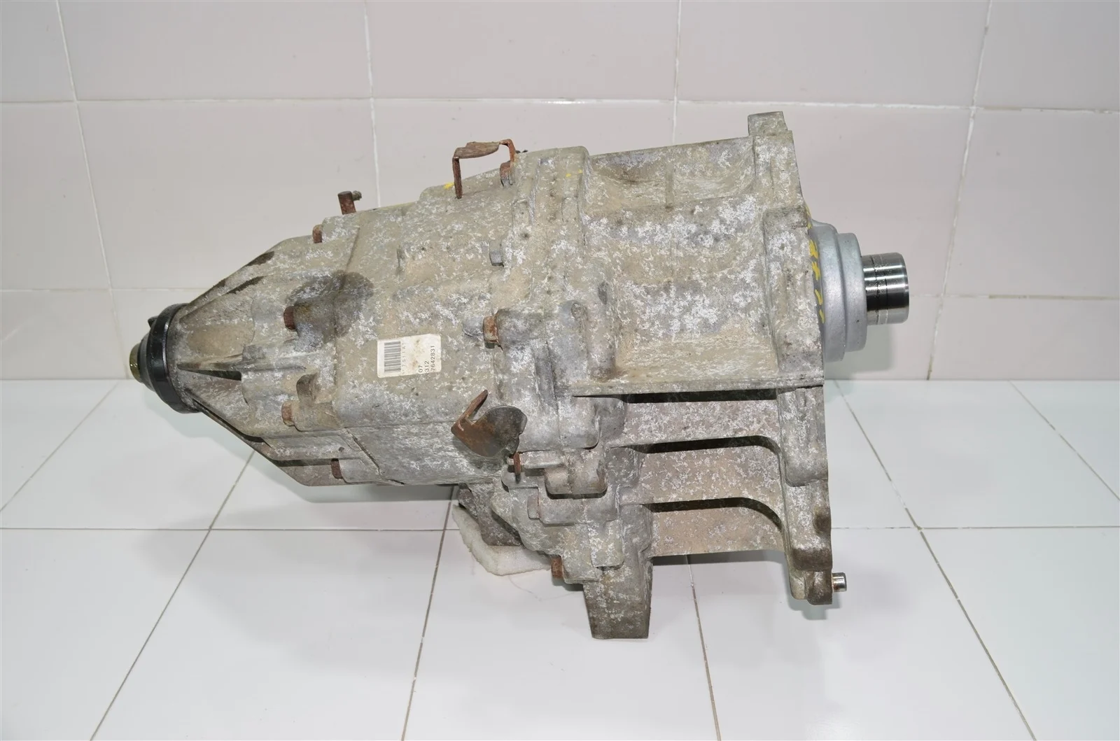 Раздаточная коробка INFINITI QX56 2004-2010 331007S11A JA60