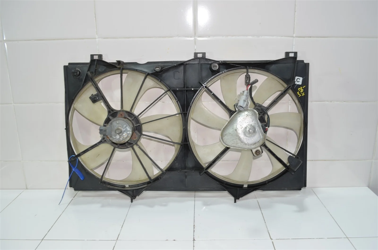 Диффузор в сборе TOYOTA CAMRY 2006+ 1671128300 XV40 2.5L 2ARFE