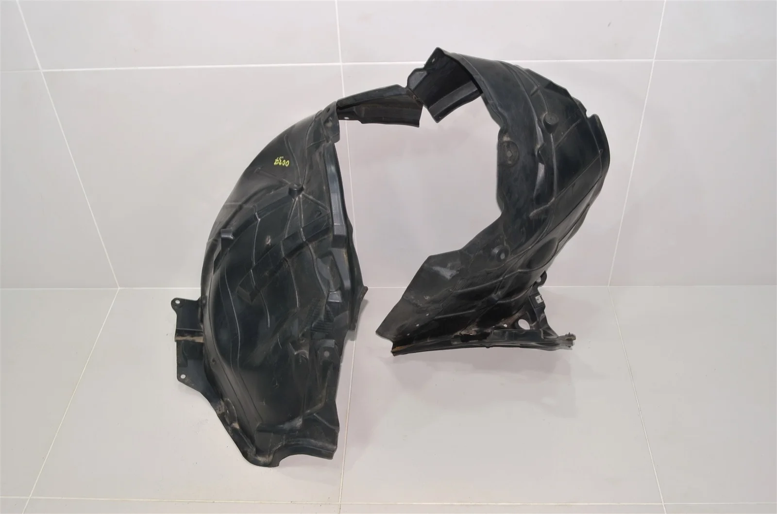 Подкрылок NISSAN MURANO 2015+ 638435AA0A Z52, передний левый