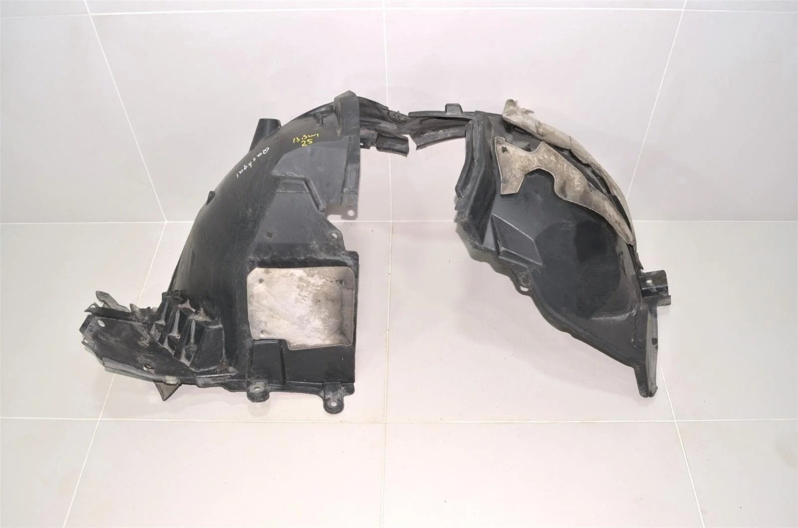 Подкрылок NISSAN QASHQAI 2013+ 63840HV00A J11, передний правый