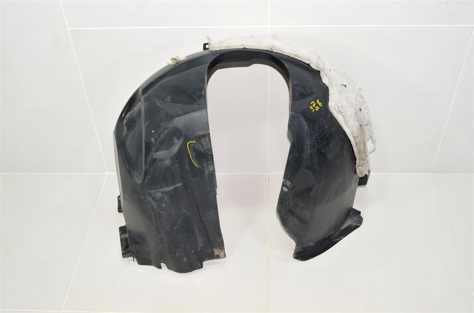 Подкрылок FORD KUGA 2012+ 1799612 CBS, передний правый