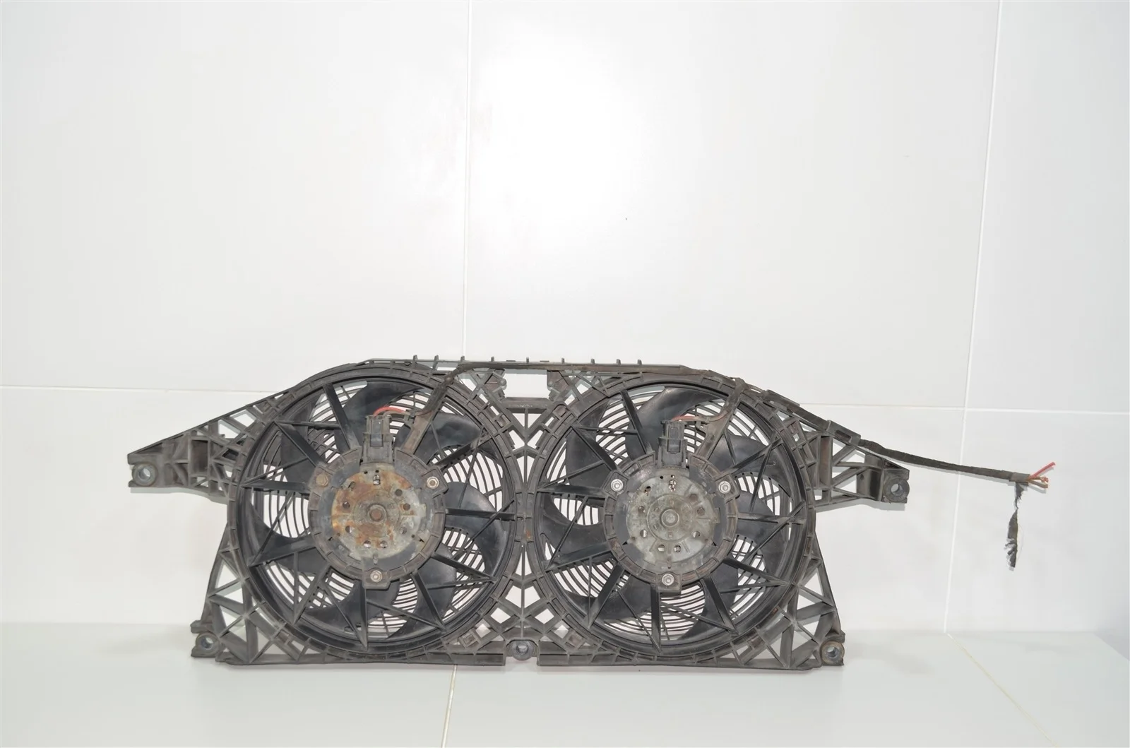 Диффузор в сборе MERCEDES-BENZ VITO 2011 A6395051555 W639 3.0L OM642