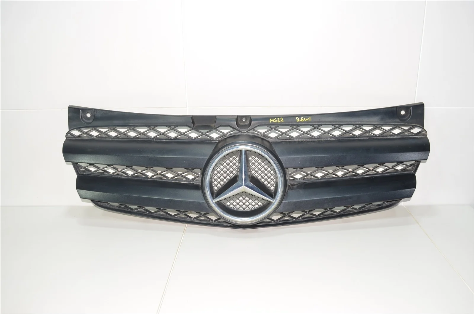 Решетка радиатора MERCEDES-BENZ VITO 2011 A63988007859051 W639 3.0L OM642