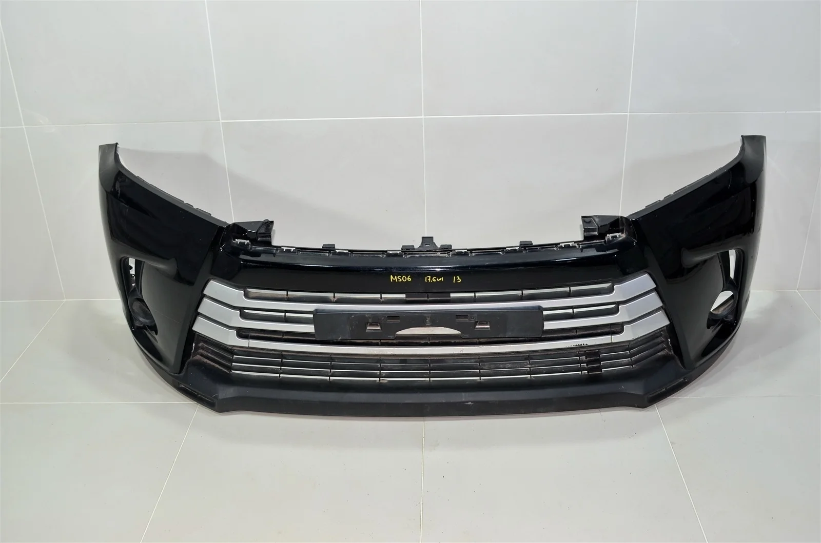 Бампер TOYOTA HIGHLANDER 2016 521190E937 GSU55 3.5(2GRFKS), передний