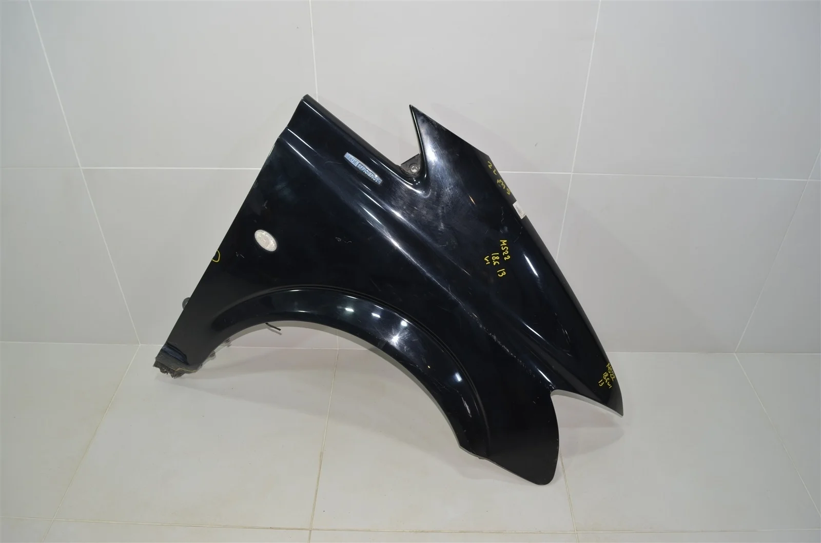 Крыло MERCEDES-BENZ VITO 2011 A6398800700 W639 3.0L OM642, переднее правое