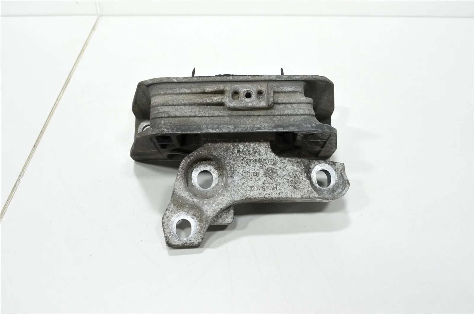 Опора двигателя RENAULT MASTER 2015 112108180R 3 2.3L DCI M9T