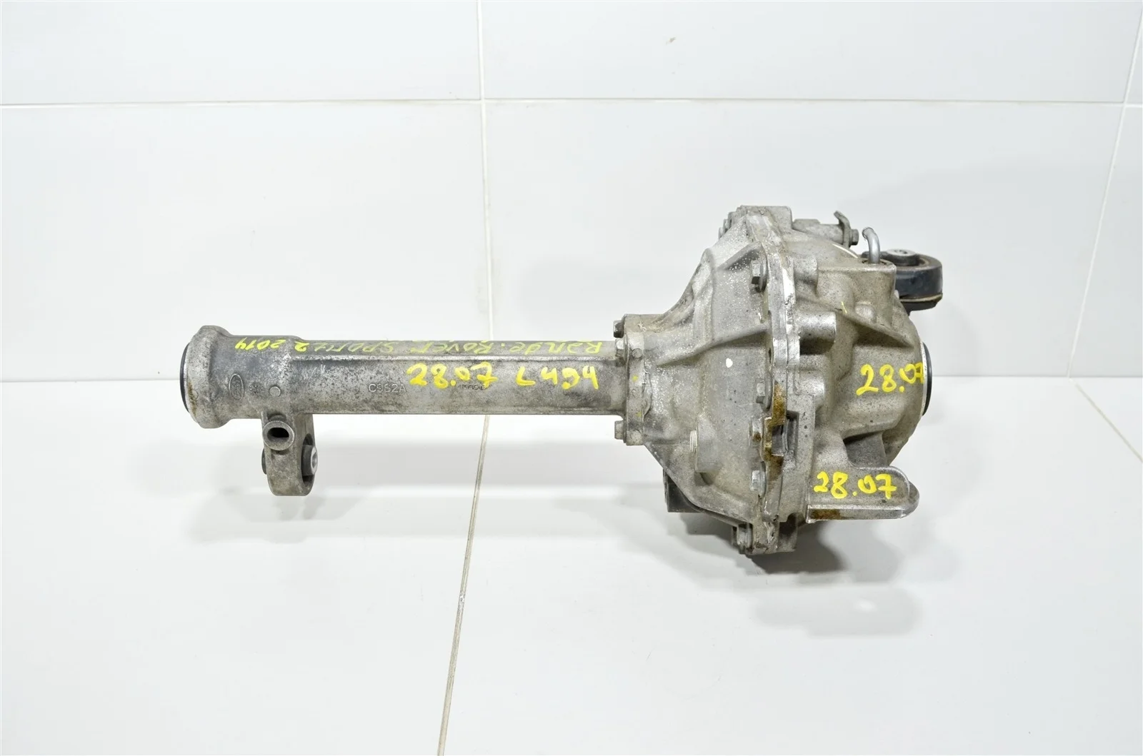 Редуктор передний LAND ROVER RANGE ROVER SPORT 2013+ LR039597 L494