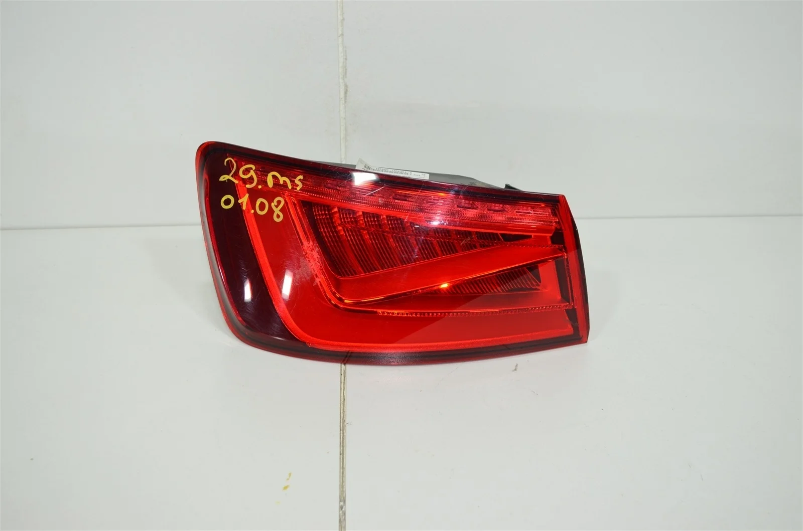 Фонарь Audi A3 2014 8V5945095A 8V 1.8L (CJSA), левый